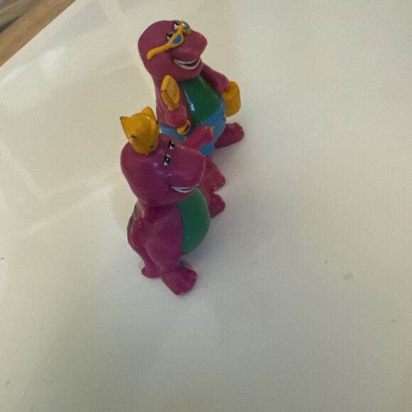 Lot of 2 Vintage Barney Purple Dinosaur PVC Figures Beach & King Crown - Picture 4 of 5